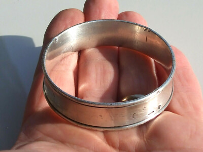 BEAU PETIT BRACELET ANCIEN milieu XIXème en Métal Argenté / CHARLES CHRISTOFLE