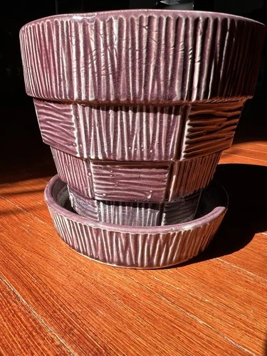 McCoy Pottery Flowerpot 6-1/2 Purple/Eggplant Vintage Planter 1940s USA