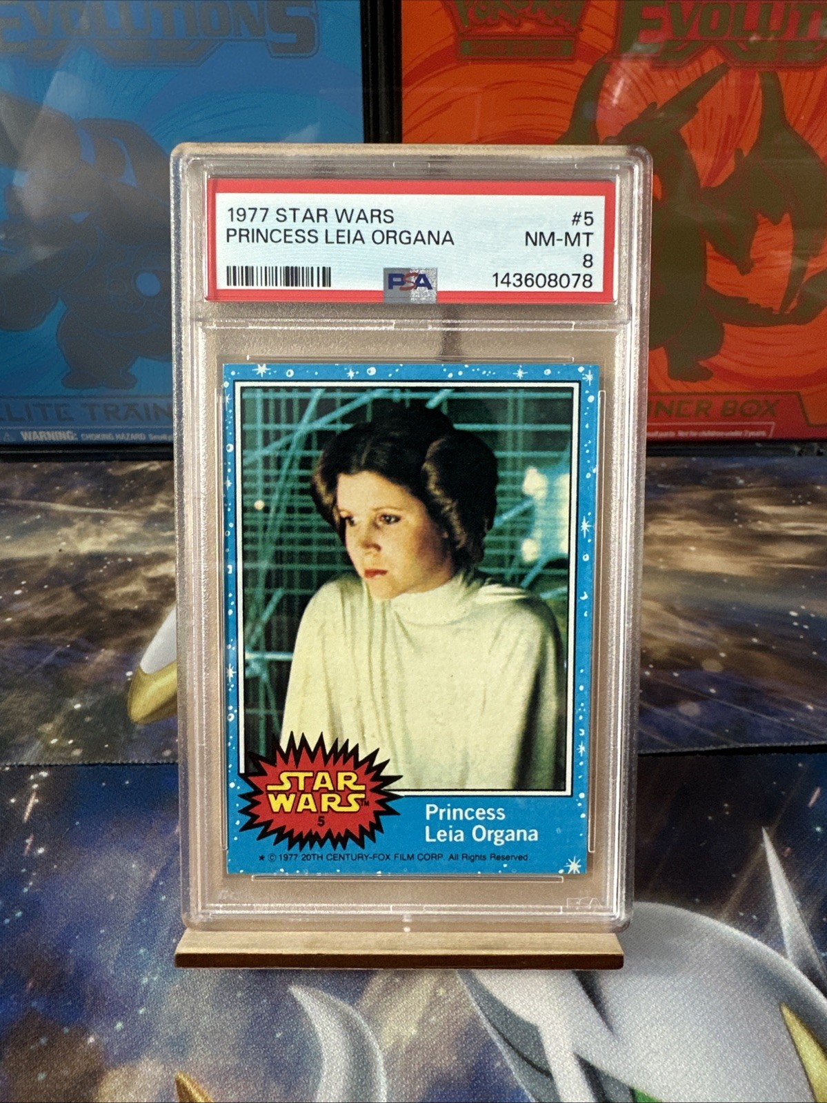 Princess Leia Organa - 1977 Topps Star Wars #5 PSA 8