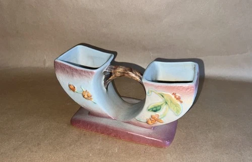 Roseville Pottery Arts & Crafts Bittersweet Double Cornucopia Planter Vase 858