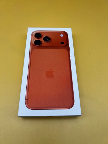 Apple Iphone 17 Pro Max Cosmic Orange 256GB MFYN4ZD/A A3526 Ovp Versiegelt-image