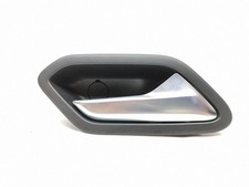 Porte avant et accessoires Dacia SANDERO