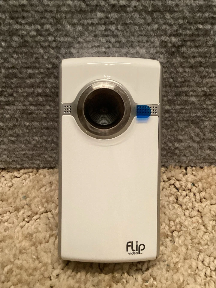 Cisco Flip - Video UltraHD Video Camera - U260W New - 4GB - NOS - Image 4 of 4