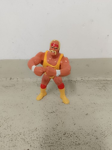 WWF Hulk Hogan Figure 1990 WCW WWE Hasbro...