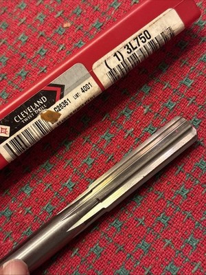 CLEVELAND 5/8  OD HSS REAMER 8 FL USA   NOS