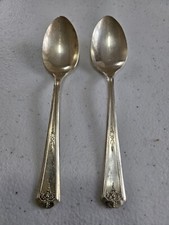 Lot of 2 Vintage Tudor Plate Oneida Community Made Plate 6" Silverplate Spoons