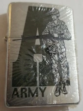 Zippo Army Green Soldier Chrome Cigarette Lighter Military Veteran 2005 NEW USA
