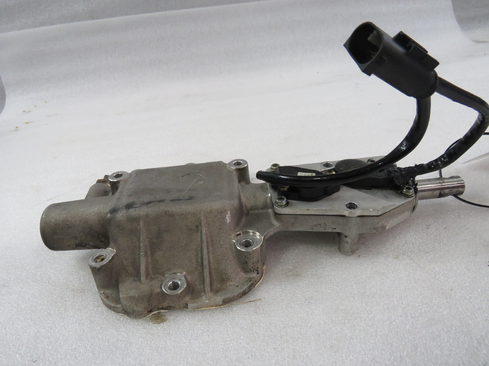 Ferrari 575, Onside Transmission Controls, Used, P/N 186432, 248095