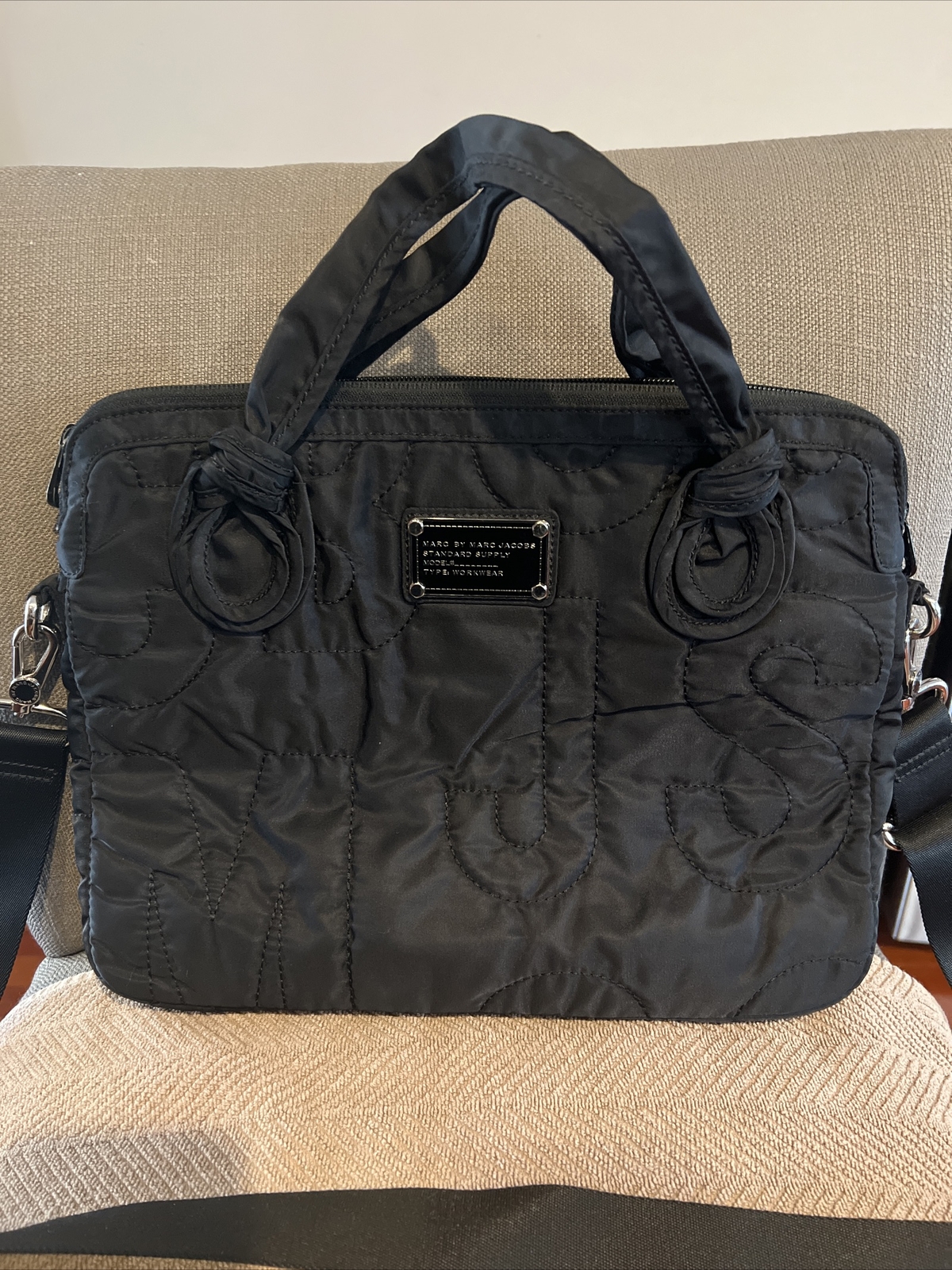 Marc by Marc Jacobs Workwear Laptop Bag Wilted Crossbody Black eBay