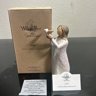 Willow Tree Figurine Girl with Dove 'Soar' by Demdaco 2012 Susan Lordi Great