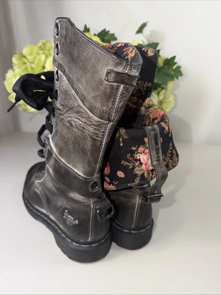 Botas Dr Doc Martens Triumph 1914 Gris Cuero Floral Plegables Para Mujer EE. UU. 9 Foto 4 de 4