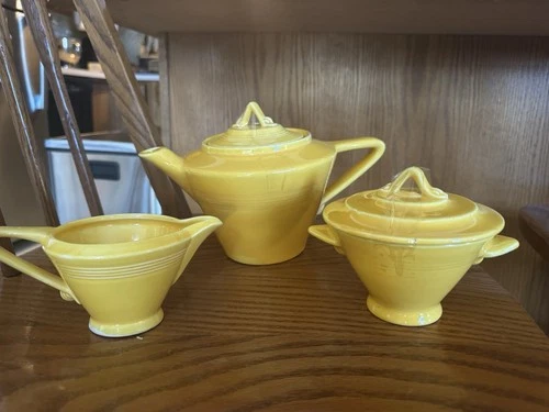 Homer Laughlin Harlequin dinnerware set teapot, creamer, and lidded sugar bowl