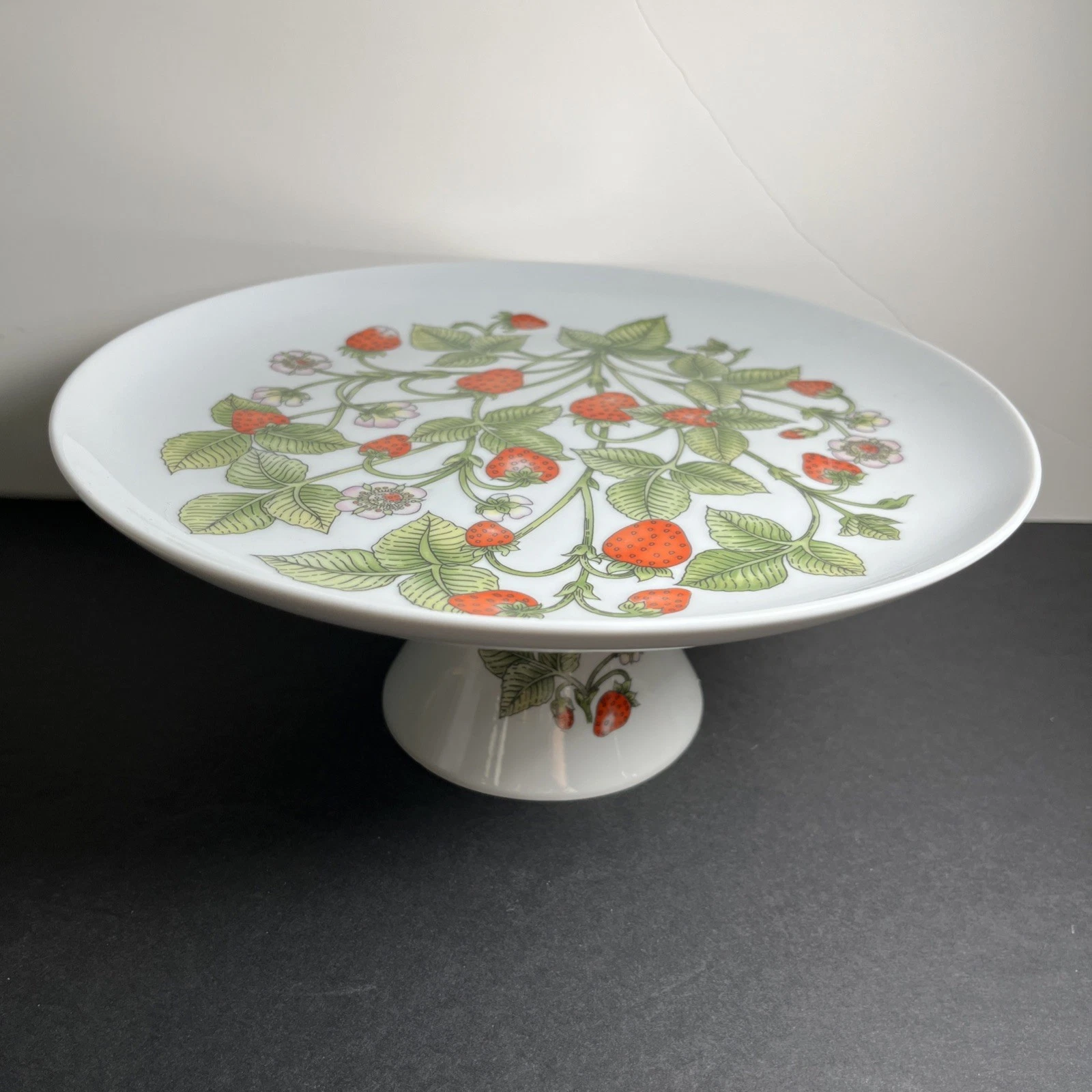 Rare Shafford Strawberry Patch Cake Pie Stand Fine Porcelain Cake Dish