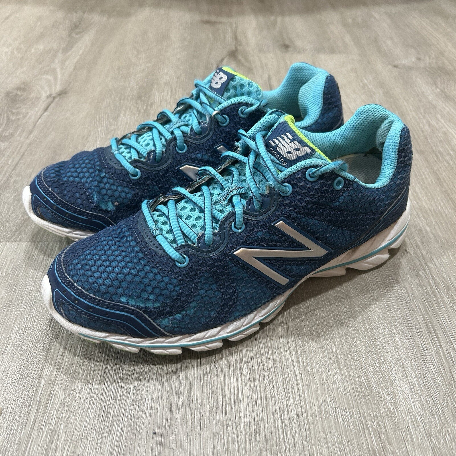 New Balance 590v2 Blue Teal Running Shoes Size 8