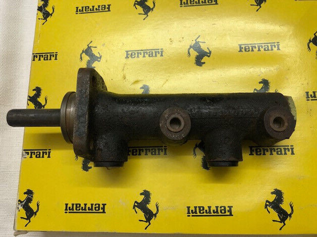 Ferrari 328 Brake master cylinder