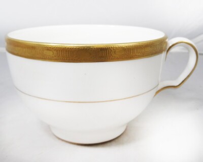 WINCHESTER by Minton Tea Cup 2.25'' tall NEW NEVER USED made in England