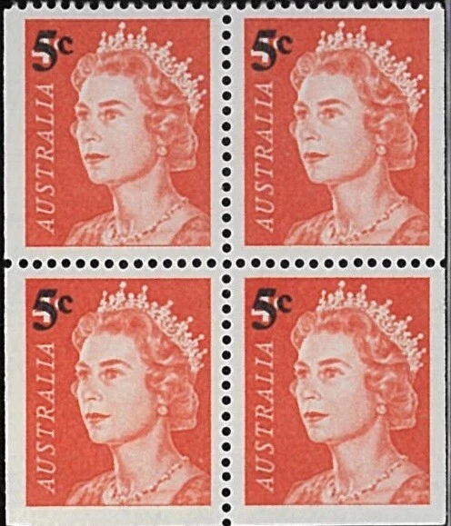 1967 Australia MNH Ex Booklet Imperf edge Block 4x 5con4c Queen Elizabeth Stamps