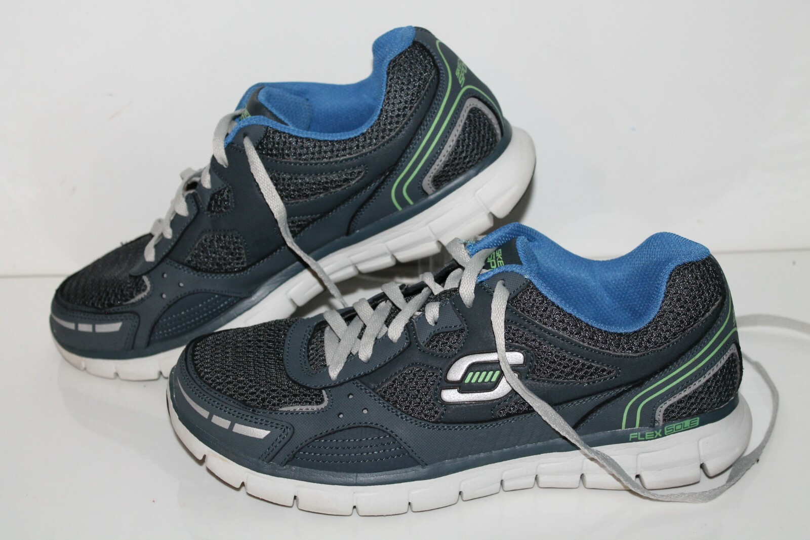 skechers synergy elite status