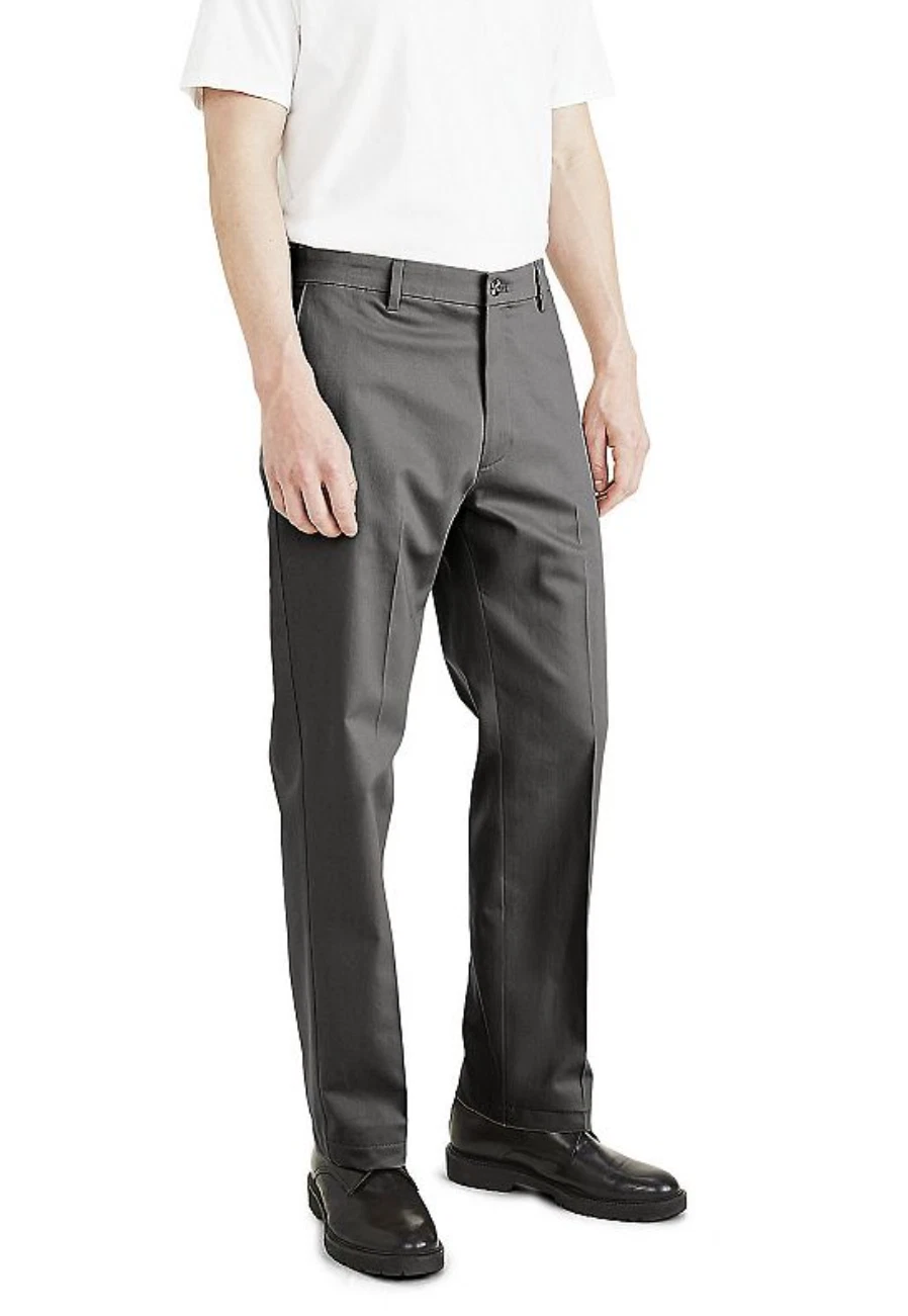 Dockers Men Signature Iron Free Stain Defender Khaki Pants Steelhead Size 40X29