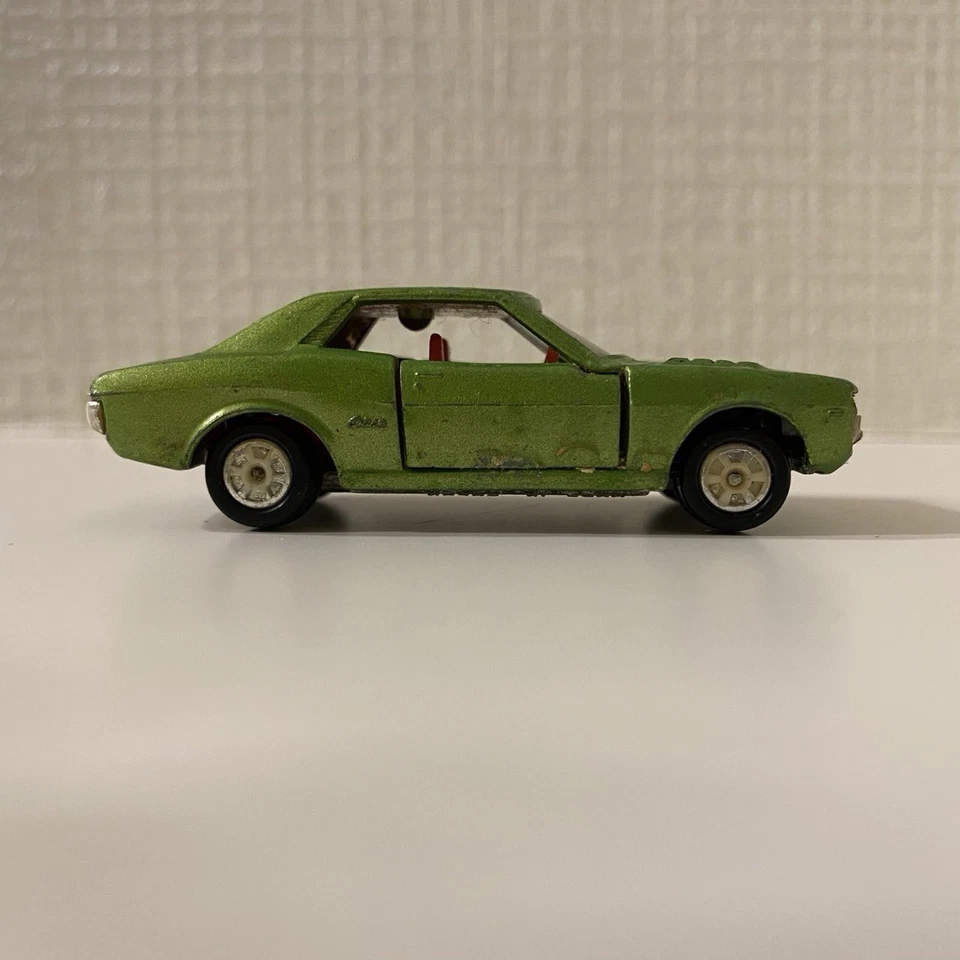 Tomica 1974 Toyota Celica 1600 GT No.26 1/60 Scale Die Cast Car Green Japan - Image 4 of 4