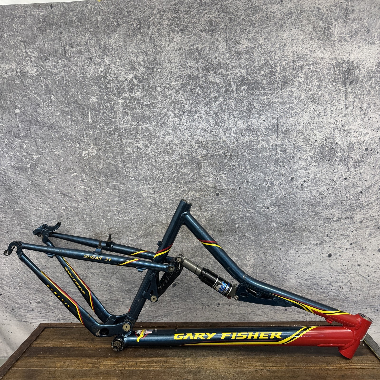 Vintage Gary Fisher Sugar 3+ Blue 19in Suspension MTB Frame 26in 135mm USA Sybil