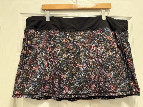 Lululemon Pace Rival Skirt Women’s Size 18 Floral Spray With Black VGUC+