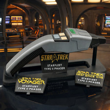 Star Trek Phaser Prop Replica Typ 2 "Boomerang" First Contact / DS9 / VOY