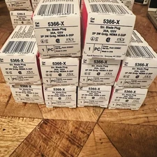 Pass & Seymour 5366-X Lot Of 10 Str Blade Plug 20A 125V 2P 3W NEMA 5-20P New!