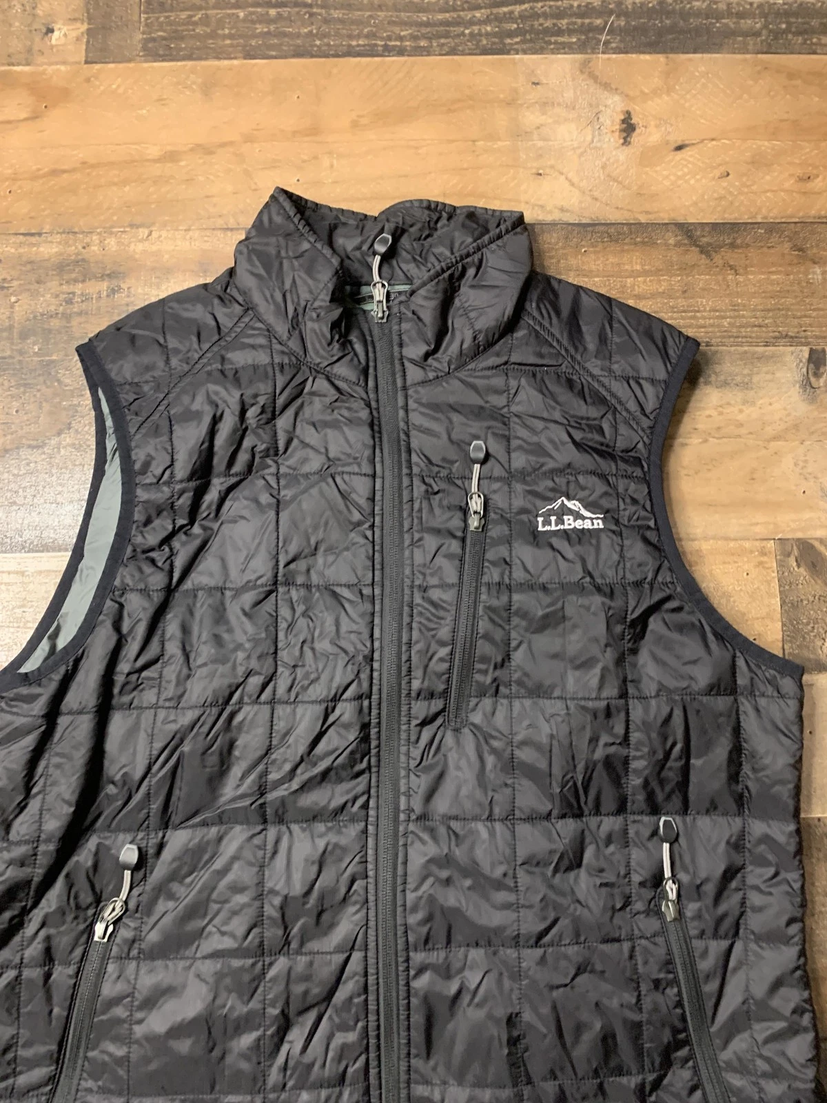 L.L. Bean Vest Mens Medium Black Primaloft Quilted Insulated Full Zip Hiking
Opens in a new window o