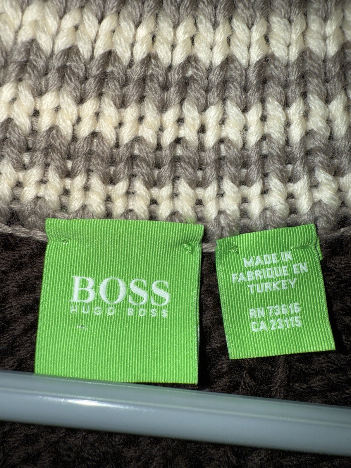 BOSS by Hugo Boss men's 100% Virgin Wool cardigan sweater Size L (Defective) thumbnail 11