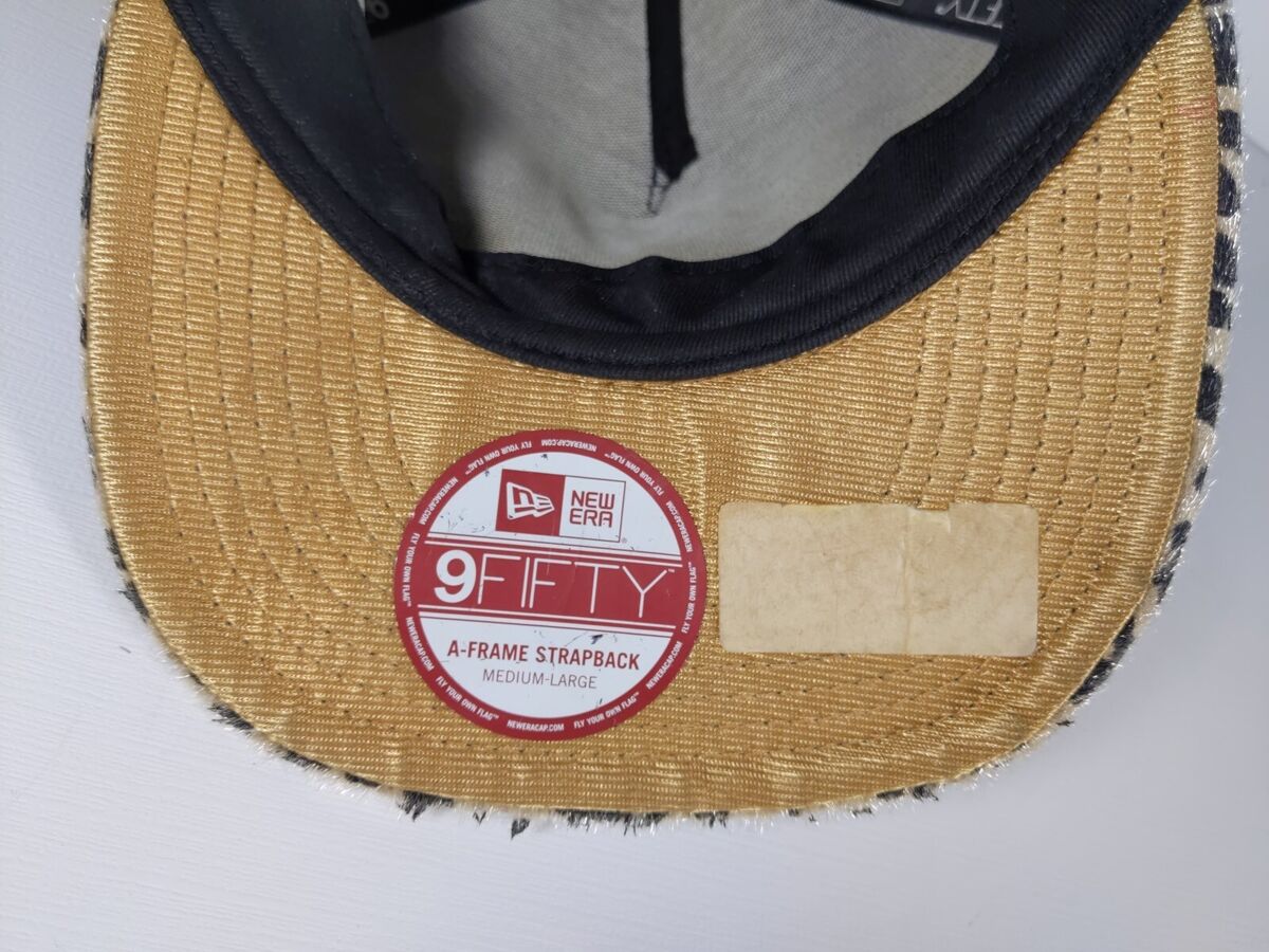 New Era 9Fifty NY Yankees MLB Leopard Print Visor Hat New Era 9Fifty NY Yankees MLB Leopard Print Visor Hat