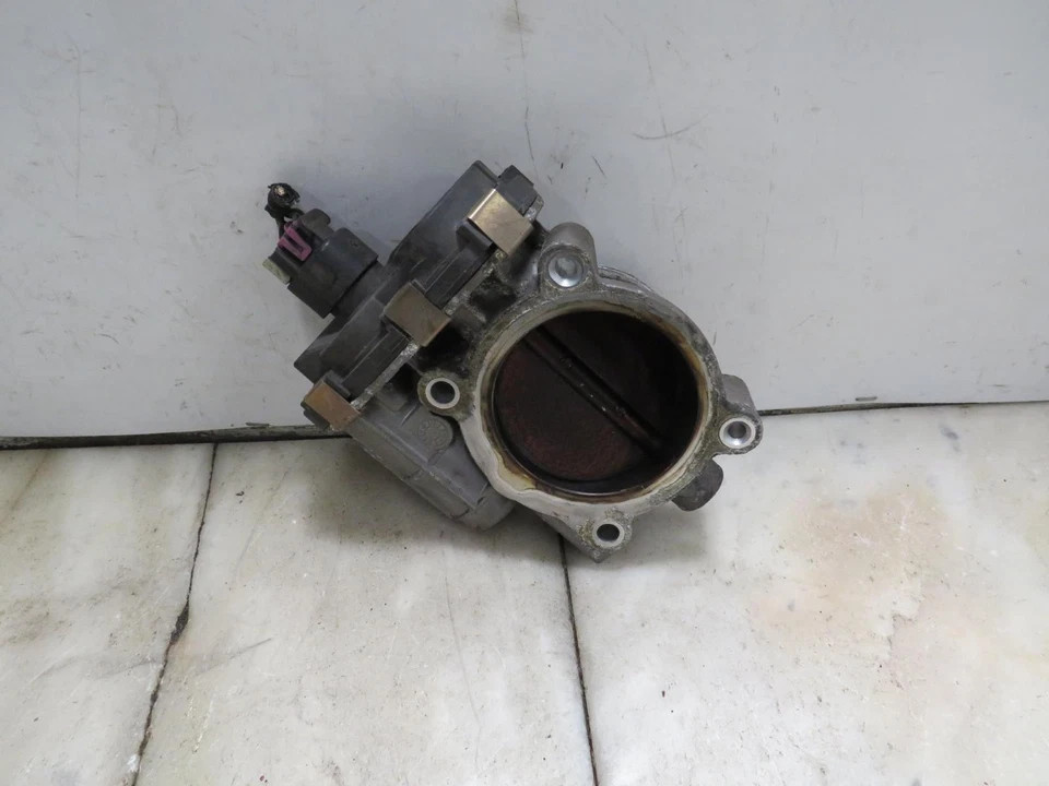 CUERPO ACELERADOR GMC VAN SAVANA 1500 08 09 10 11 12 13 14 Foto 3 de 3