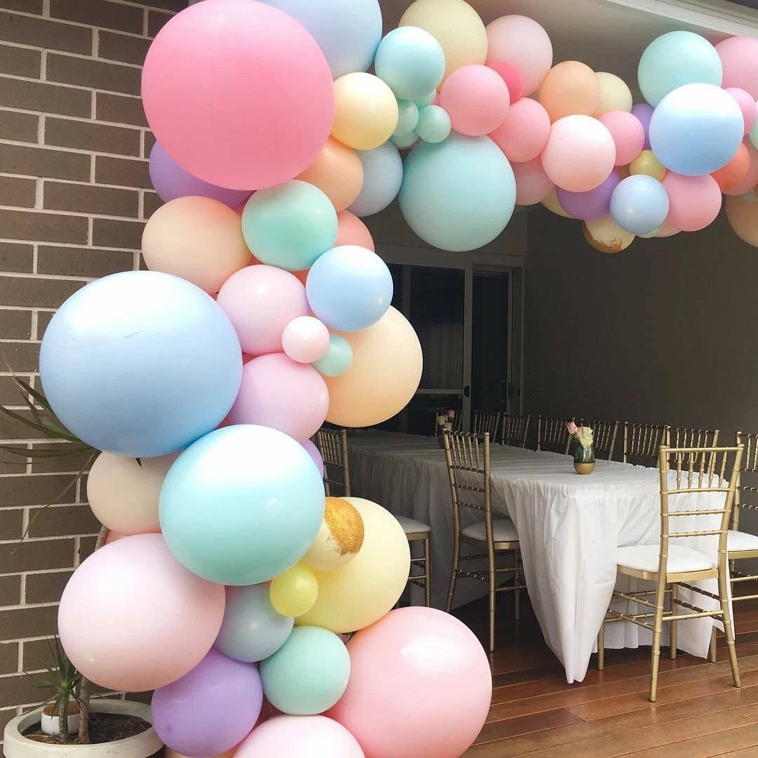 Organic Balloon Arch