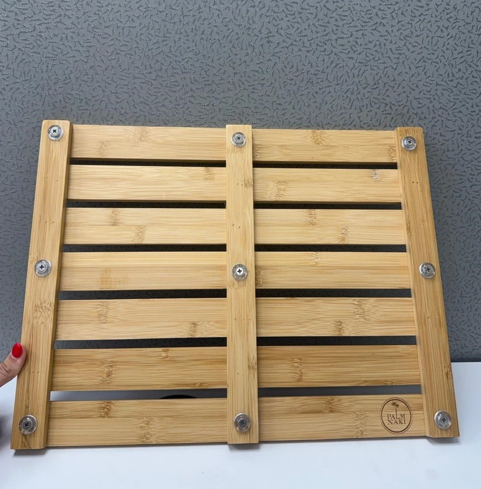 Alfombra de baño de bambú de Palm Naki Foto 2 de 4