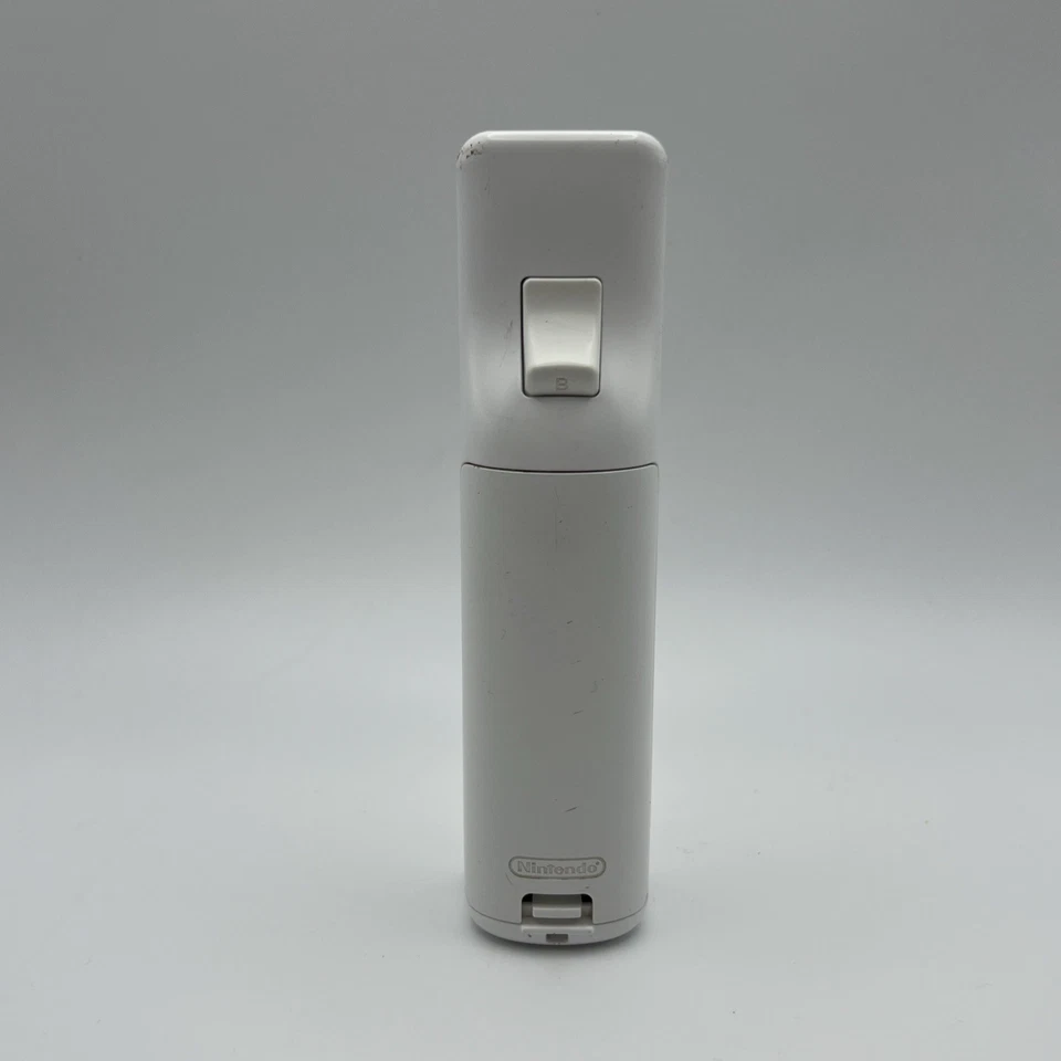 Genuine Official Nintendo Wii Remote Controller + Nunchuck + FREE POST - Image 3 of 4