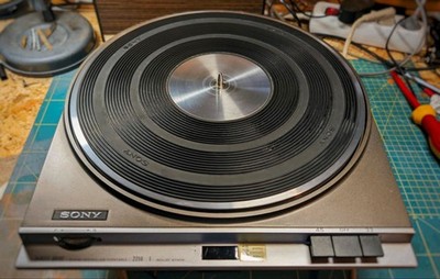 Sony TTS-2250   High-End Direct Drive (Laufwerk pur)