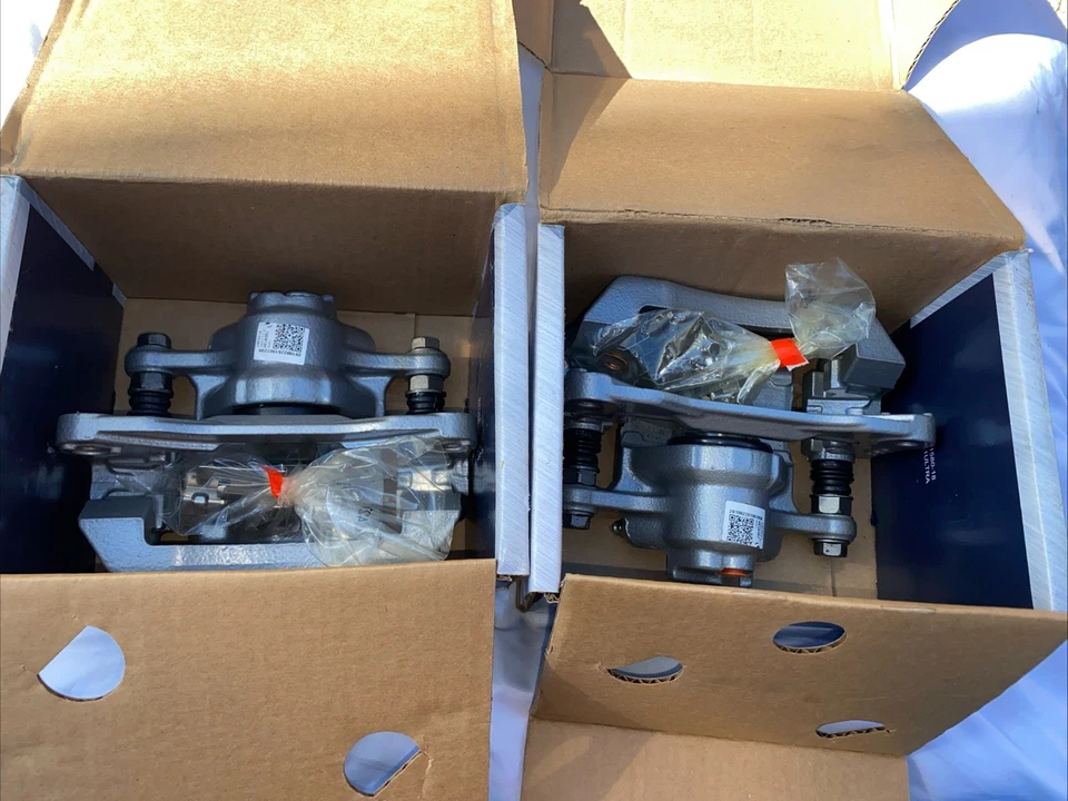 Pinzas de freno traseras Cardone para Subaru Outback 2005/Legacy Foto 4 de 4