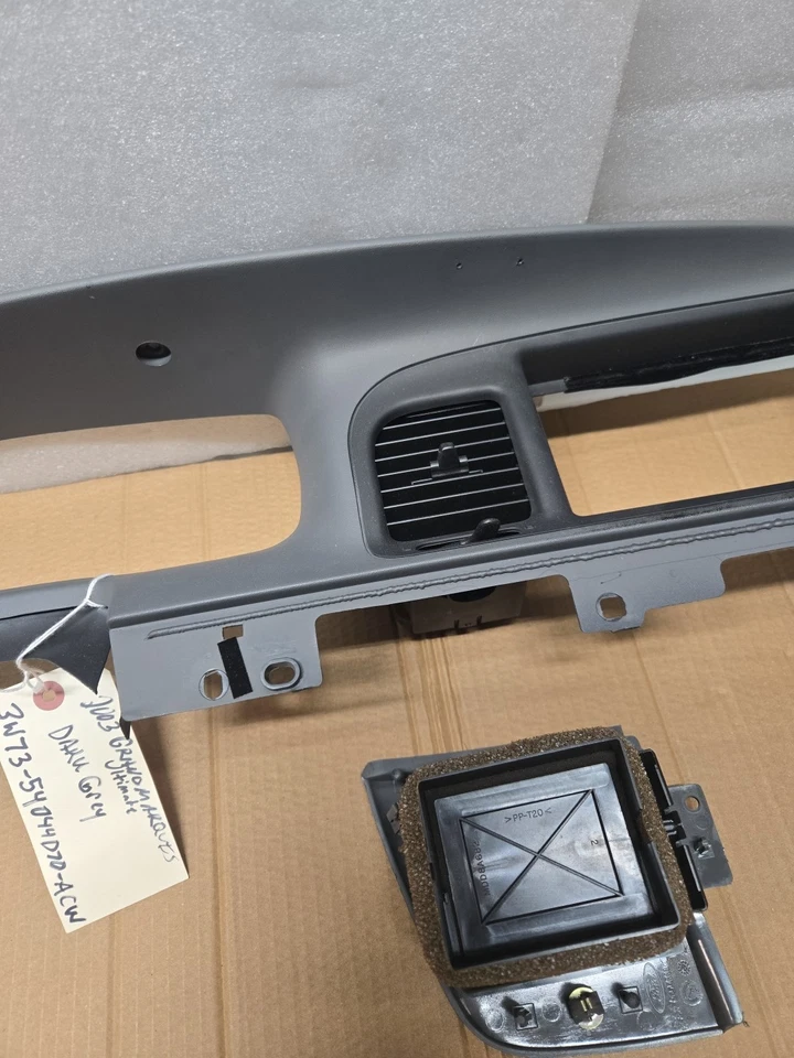 03-04 Mercury Marauder Flint Dash Cluster Panel Cover/Trim Set 4W3Z-54044D70-BAC - Image 4 of 4