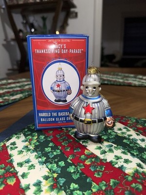 RARE 2002 Macy's Thanksgiving Day Parade Harold Baseball Ornament Christmas