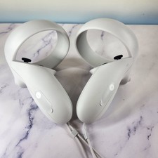 Meta Oculus Quest 2 Standalone Virtual Reality Left And Right Controller White