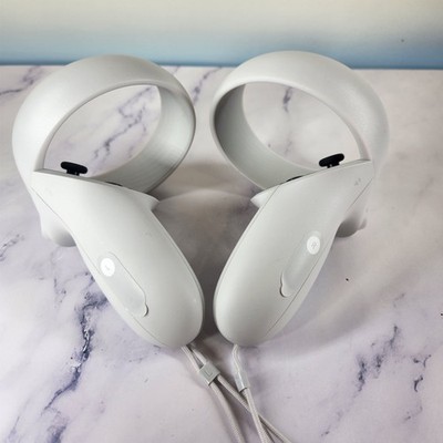 Meta Oculus Quest 2 Standalone Virtual Reality Left And Right Controller White