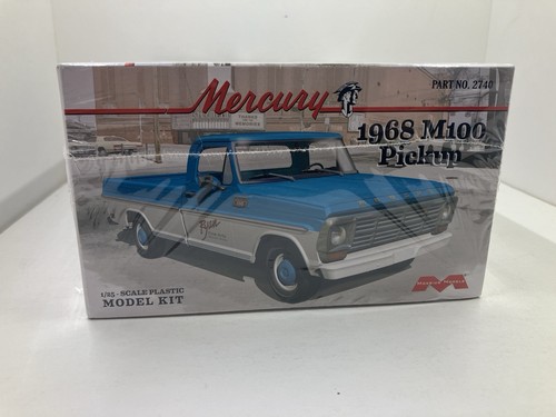Moebius 1968 Mercury M100 Pickup Truck 1:25 scale model car kit 2740 - Picture 5 of 6