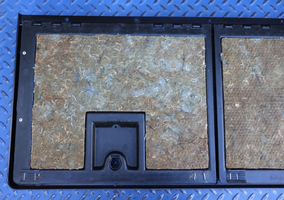 Chevrolet Corvette C4 1991-1996 compartimento de almacenamiento trasero conjunto de puerta 10167053 Foto 2 de 4