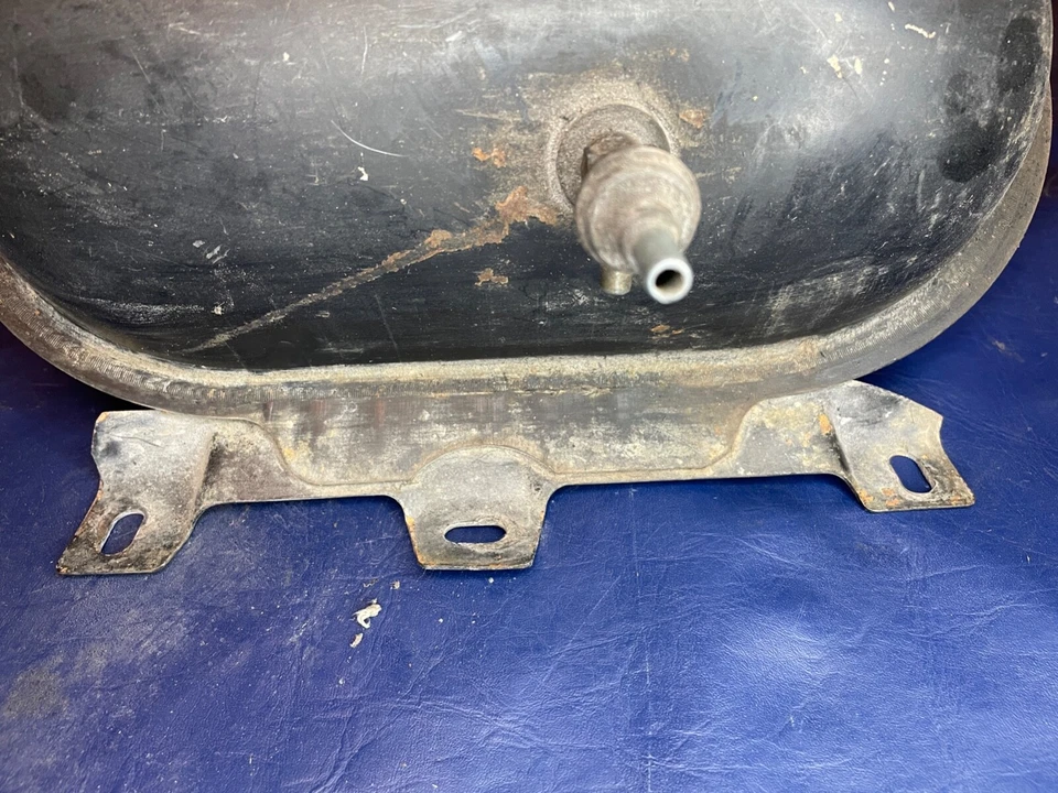 Cadillac 1965-1968 tanque de aire vacío depósito usado original 65 66 67 68 Foto 3 de 4