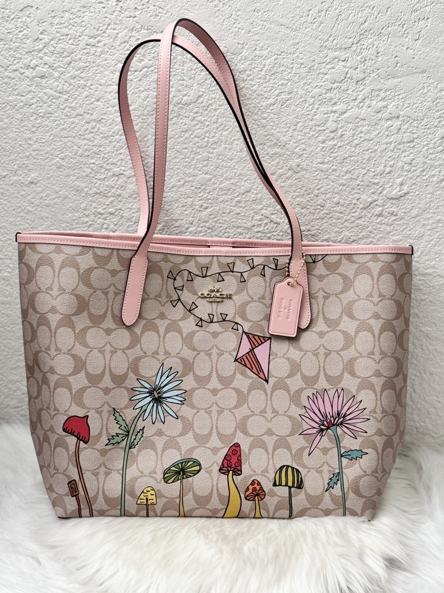 限定コラボ】Coach X Observed By Us City Tote Bag CU392 Coach CU392 Coach X Observed By Us City Tote Bag In