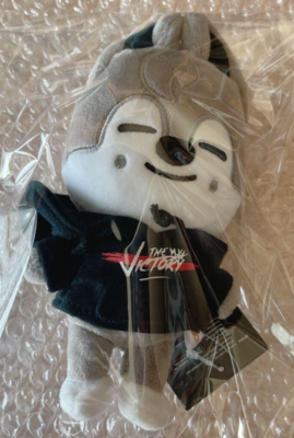 Stray Kids - SKZOO WolfChan　MINI PLUSH　バンチャン　ぬいぐるみ SKZOO PLUSH ORIGINAL Ver. - Wolf Chan – JYP JAPAN ONLINE STORE