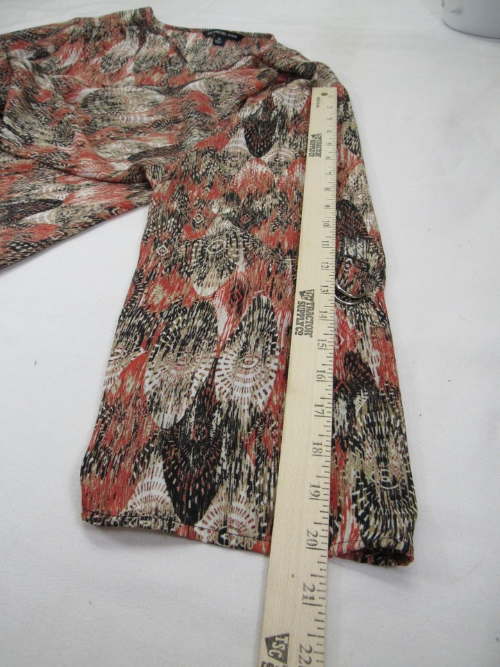 Zac & Rachel Women's 2X [ 52 Bust 29L ] Print L/S V Neck Top Sharkbite