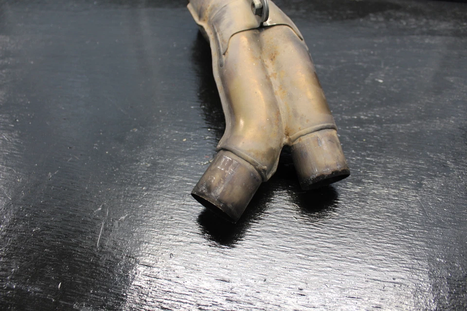 04-06 YAMAHA YZF R1 ВЫХЛОПНАЯ СРЕДНЯЯ ТРУБА СРЕДНЯЯ ТРУБА 2004 2005 2006 05 OEM - Изображение 2 из 4