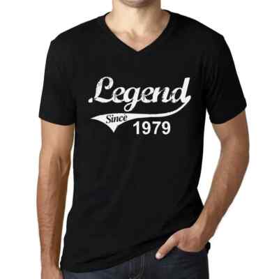ULTRABASIC Herren T-Shirt V-Ausschnitt Eine Legende seit 1979 Legend Since 1979
