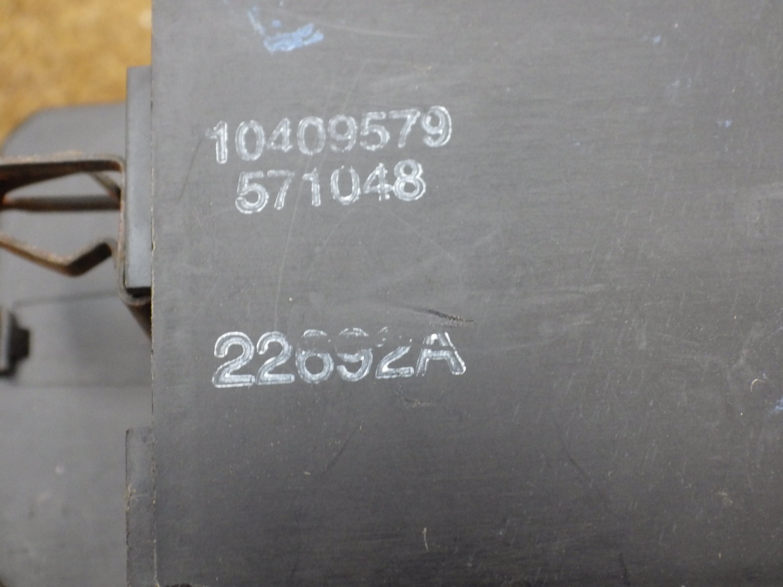 Headlight Switch OEM: 10409579 2000 - 05 PONTIAC MONTANA VAN thumbnail 3